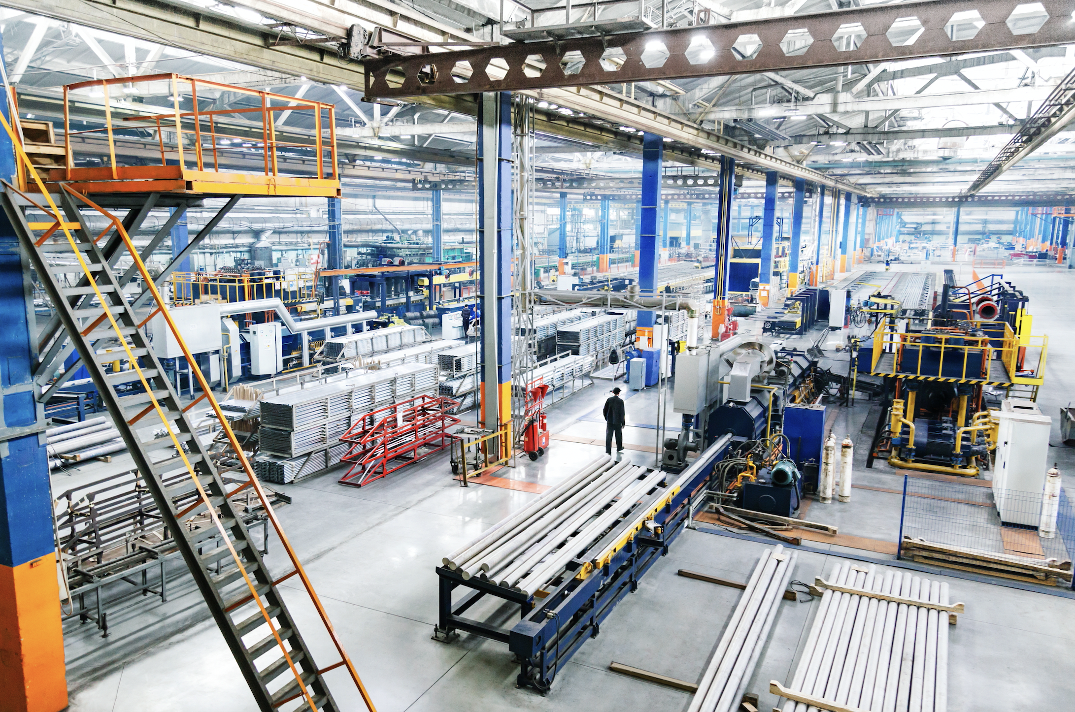 Irplast joins Japan’s Toppan Group, strengthening global reach and innovation capacity The Tuscany-based company Irplast has sold 80% of its capital to Japan’s Toppan Group, marking a strategic step toward international growth and innovation. With €120M in annual revenue and 75% of sales abroad, Irplast is investing in high-tech production and will benefit from new synergies in sustainable packaging and advanced manufacturing.